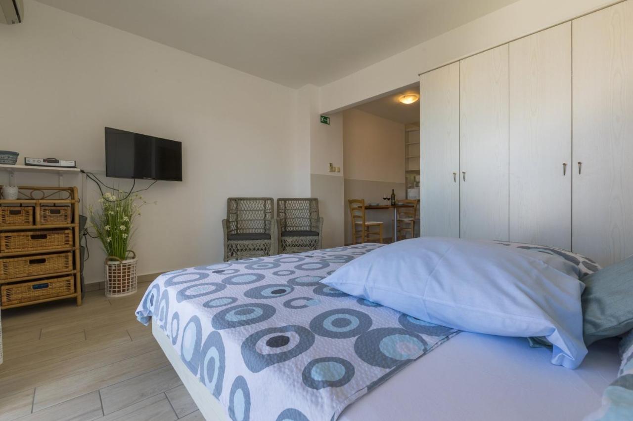 Blue Pearl Apartments 茨里克韦尼察 外观 照片