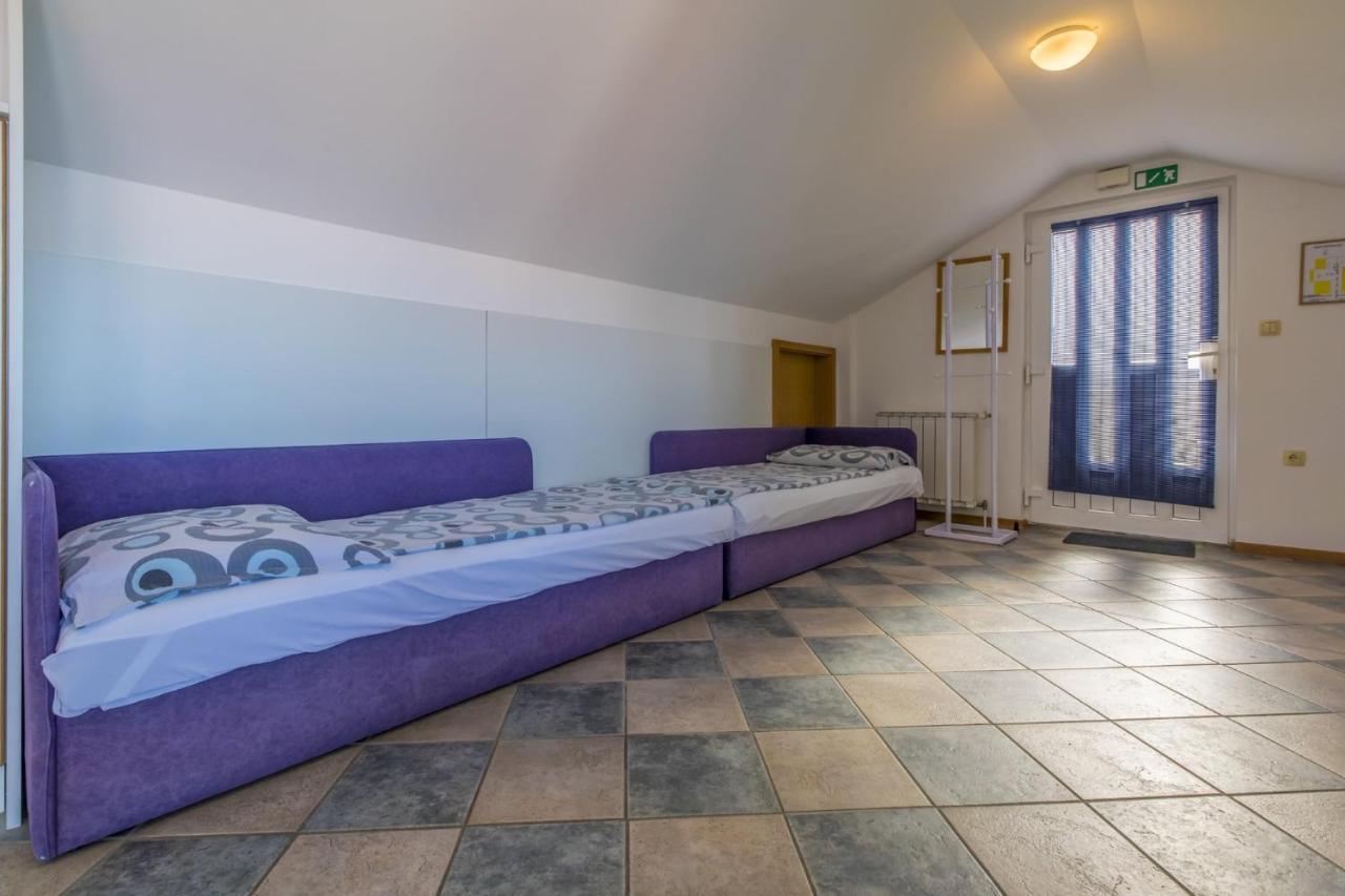 Blue Pearl Apartments 茨里克韦尼察 外观 照片